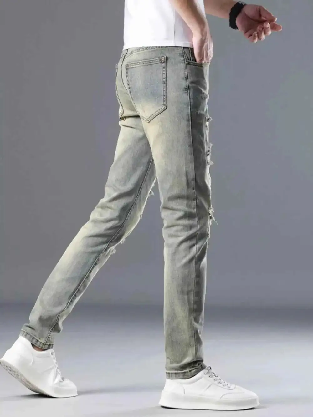 Modern Distressed Slim Fit Jeans