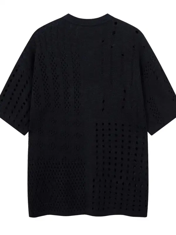 Textured Graphic Crew Neck Tee