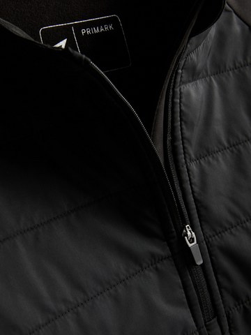 7-15yrs | Active Track Top detail 2