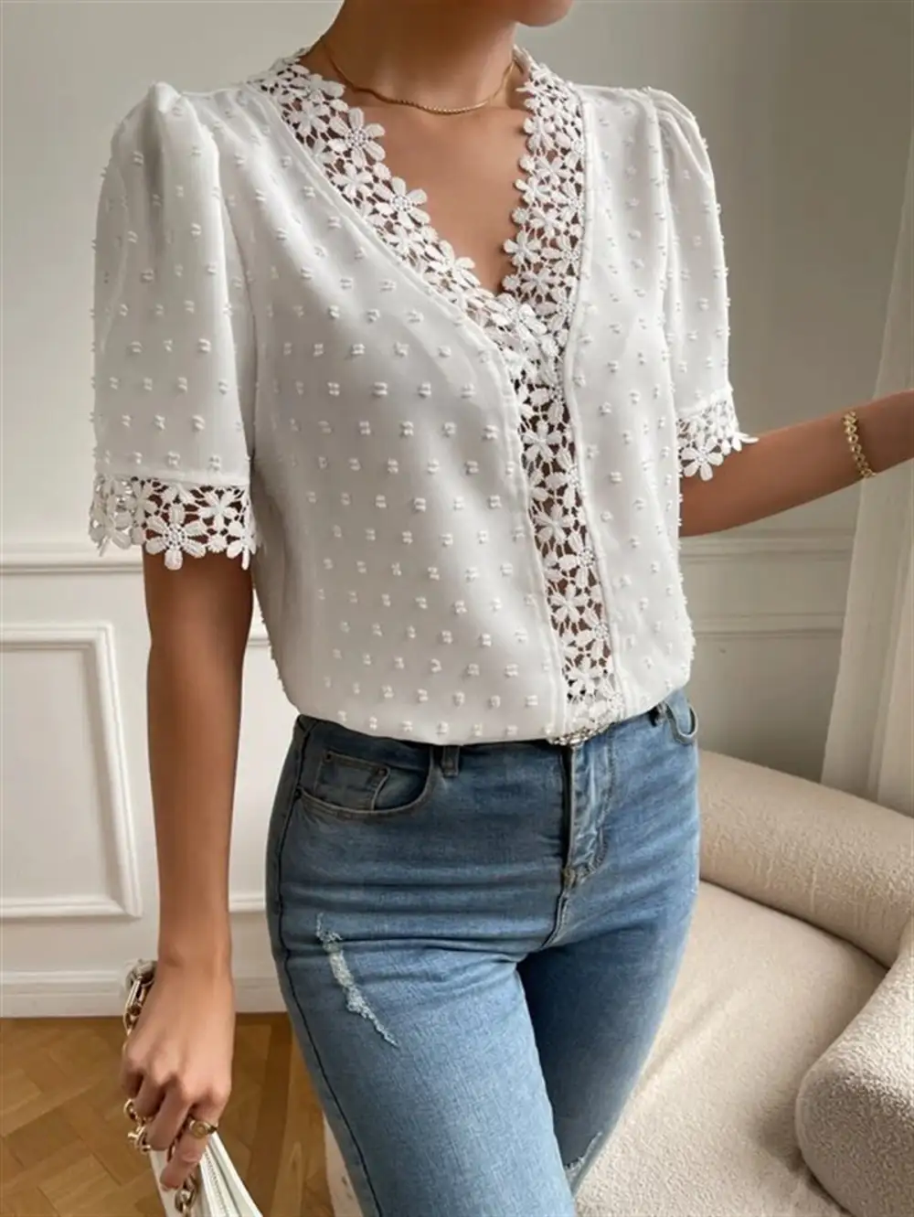 Lace Trim V-Neck Short Sleeve Blouse