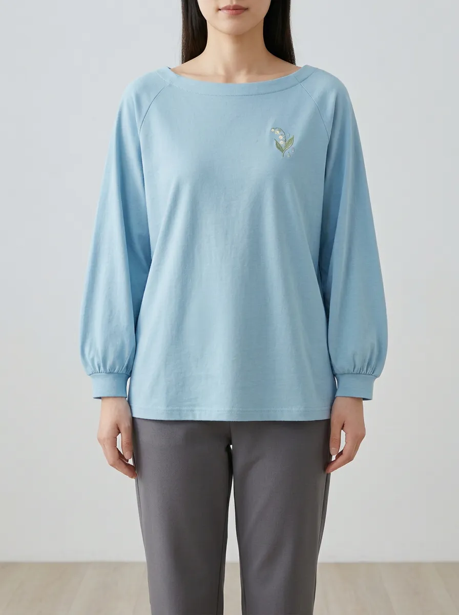 Women's Embroidered Raglan-Sleeve Top