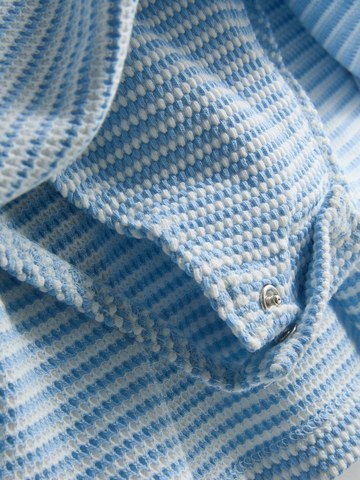 0-18mths | Ruffle Newborn Smock Dress detail 3