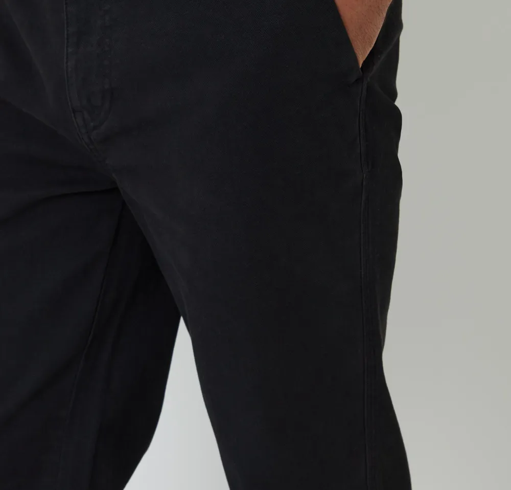 Men's Black Elastic-Waist Chino Pants