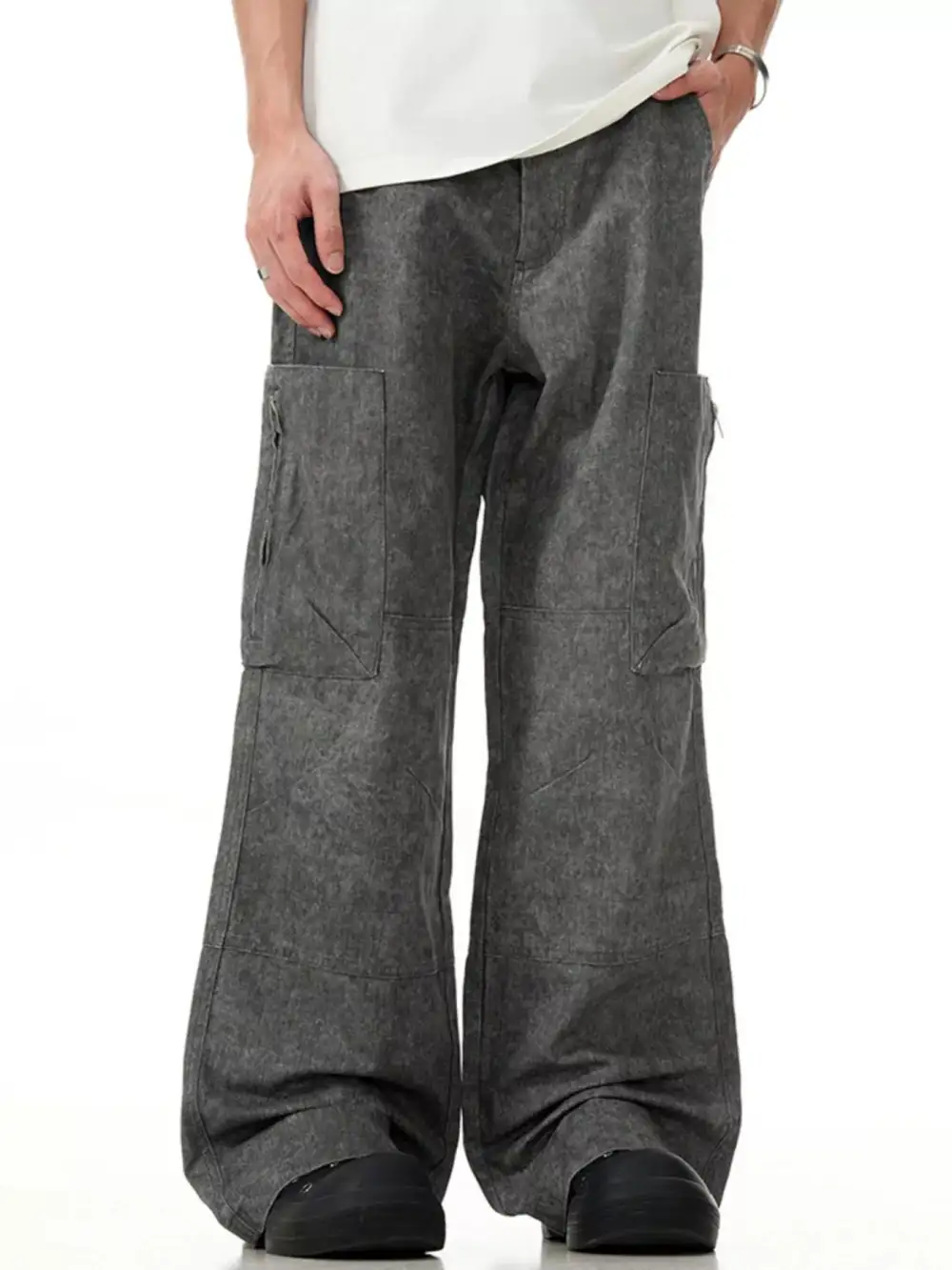Classic Wide Leg Cargo Pants