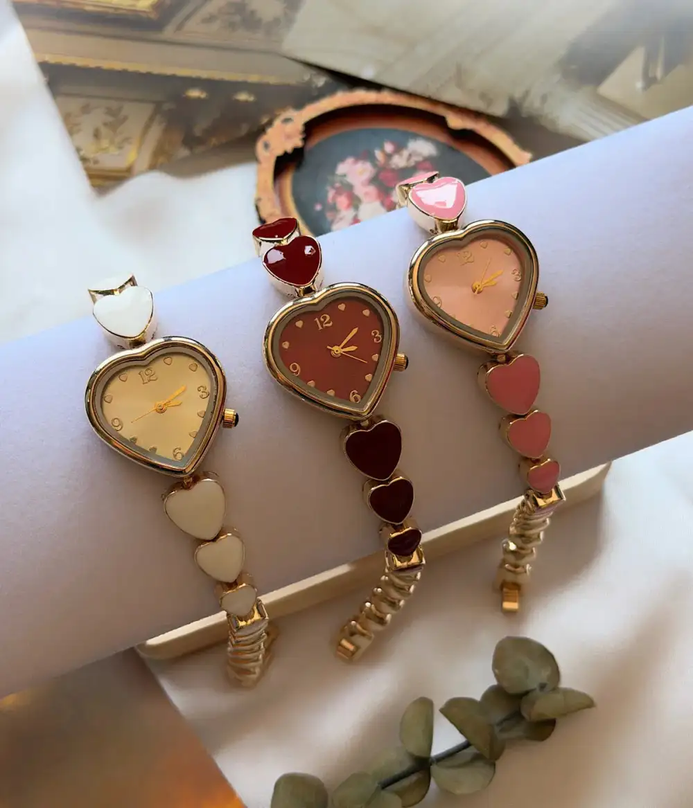 Vintage Heart Motif Bracelet Watch