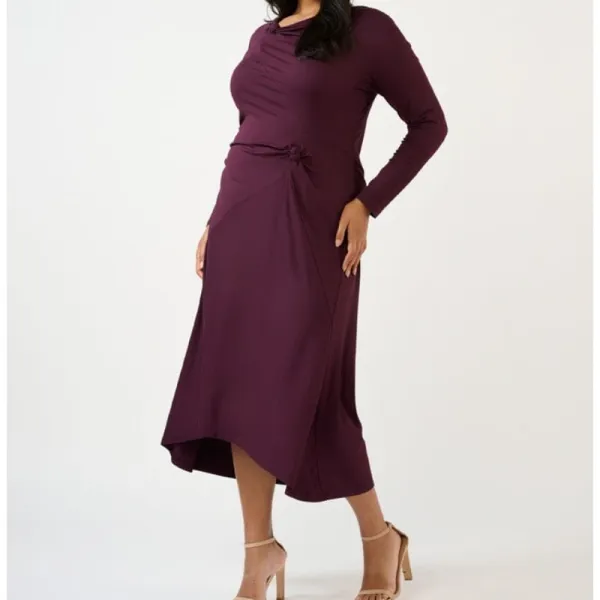 Modern Classic Women's Casual Dress