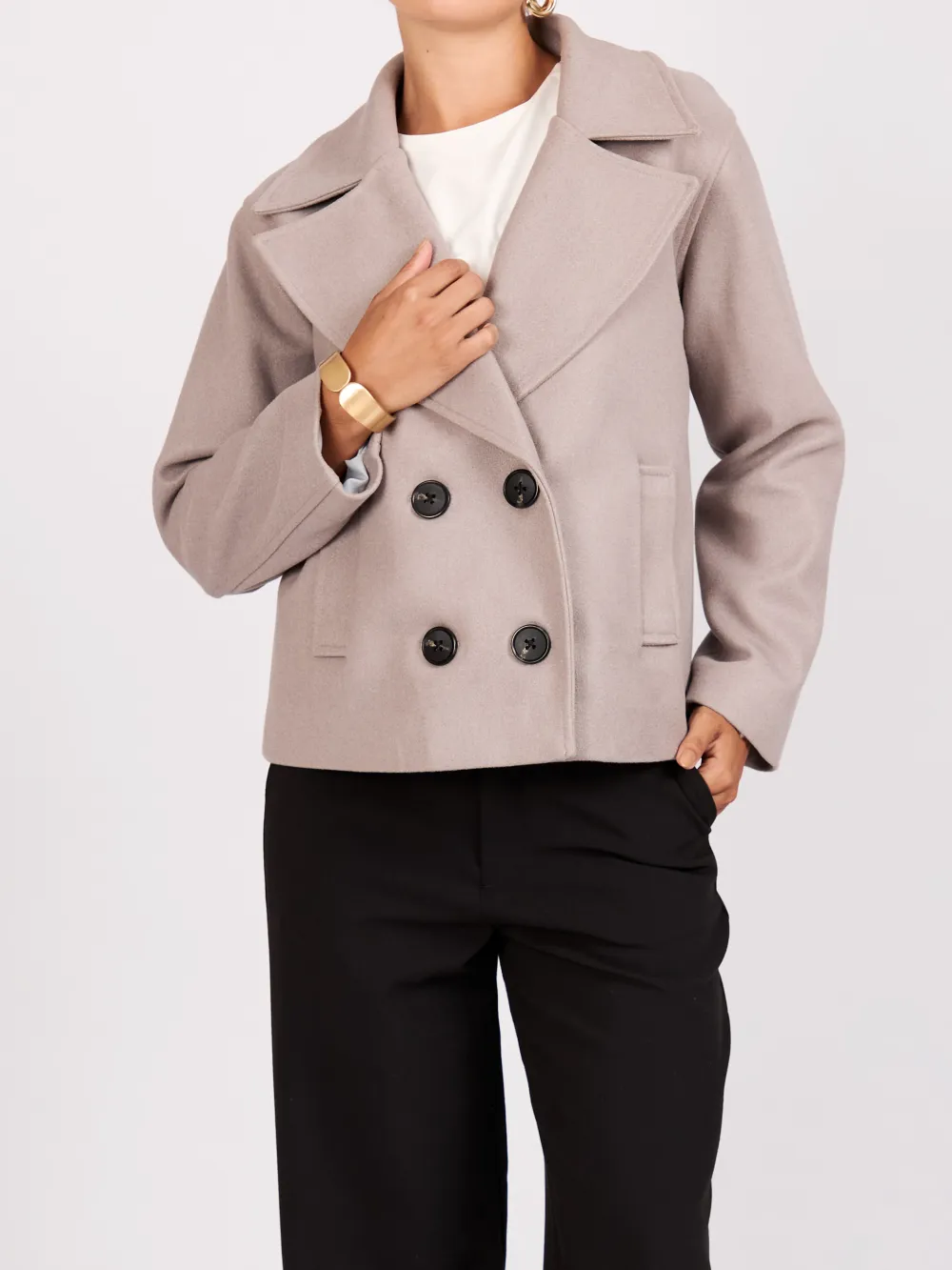Loose-Fitting Short Style Coat