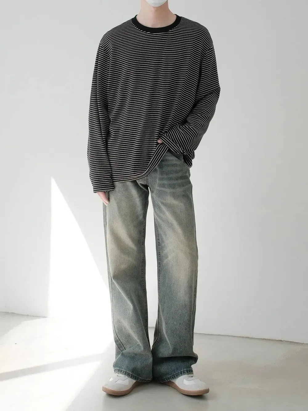 Regular Whisker Line Jeans