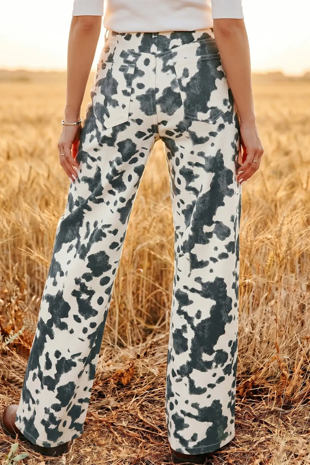 Women's Abstract Print Metal Button Regular Fit Full Length Jeans
