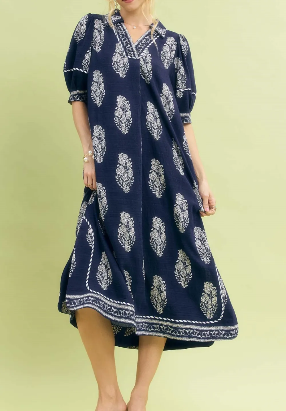 Border Collared Midi Dress