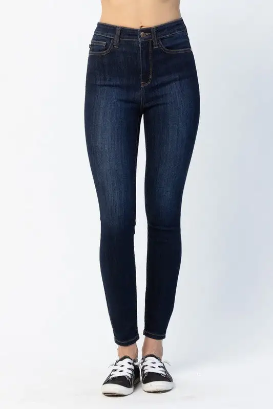Back Relaxed Apparel