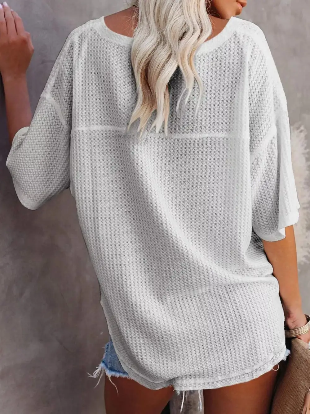 Relaxed V-Neck Short-Sleeve Knit T-Shirt