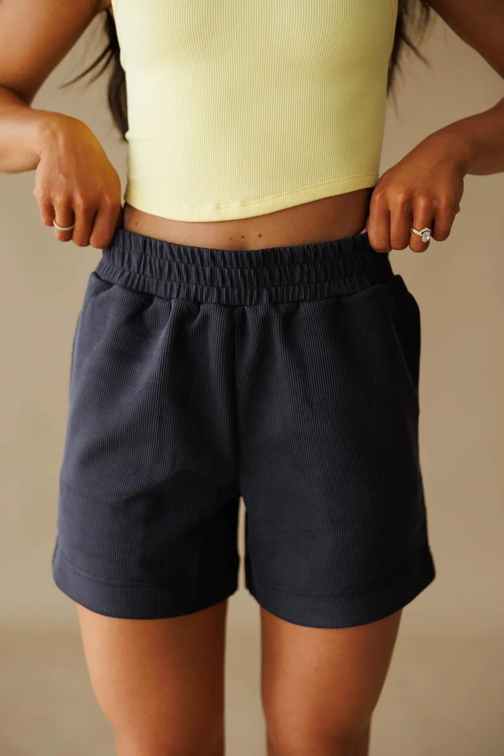 Everyday Elastic Waist Casual Shorts