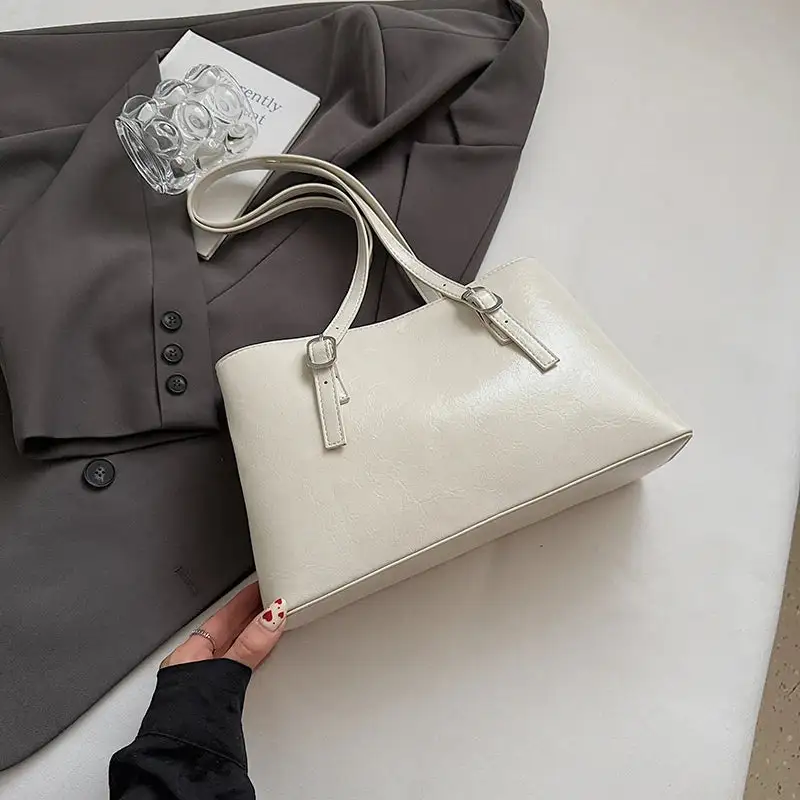 Chic Vintage Brown Leather Shoulder Bag