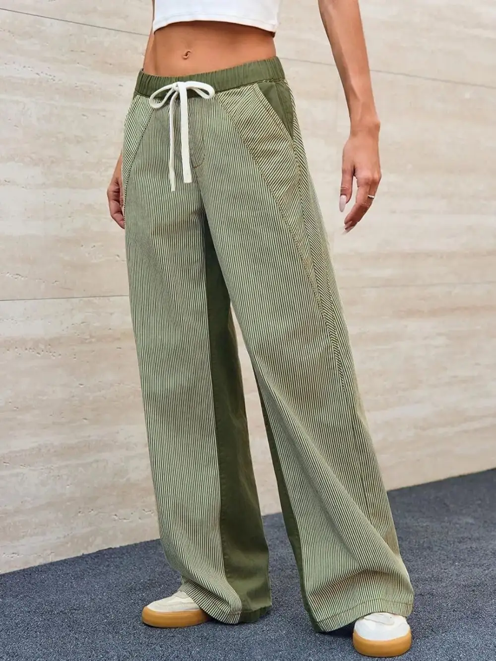 Relaxed Striped Wide Leg Jeans
