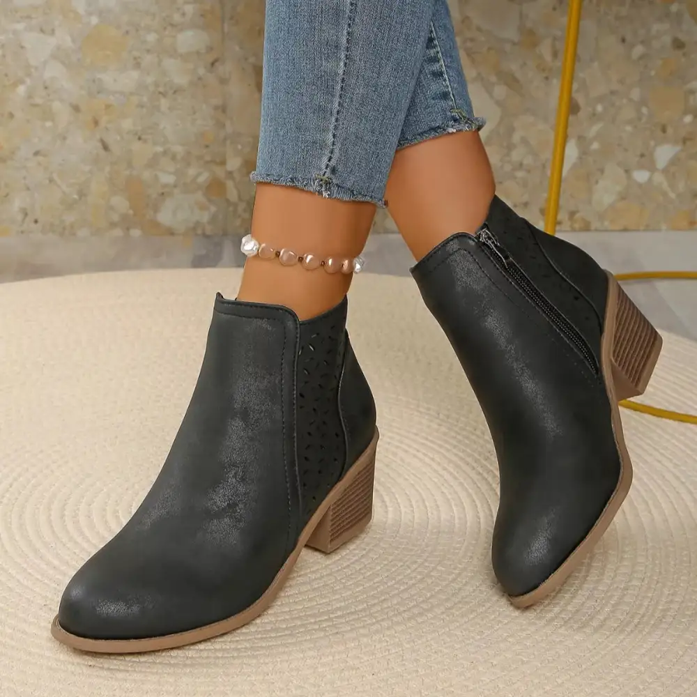 Structured Pointed Toe Block Heel Boots