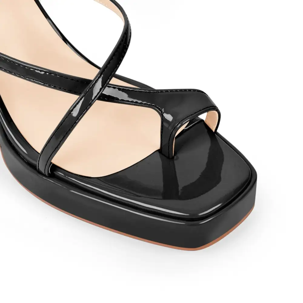 Chunky Mid Heel Crisscross Platform Sandals