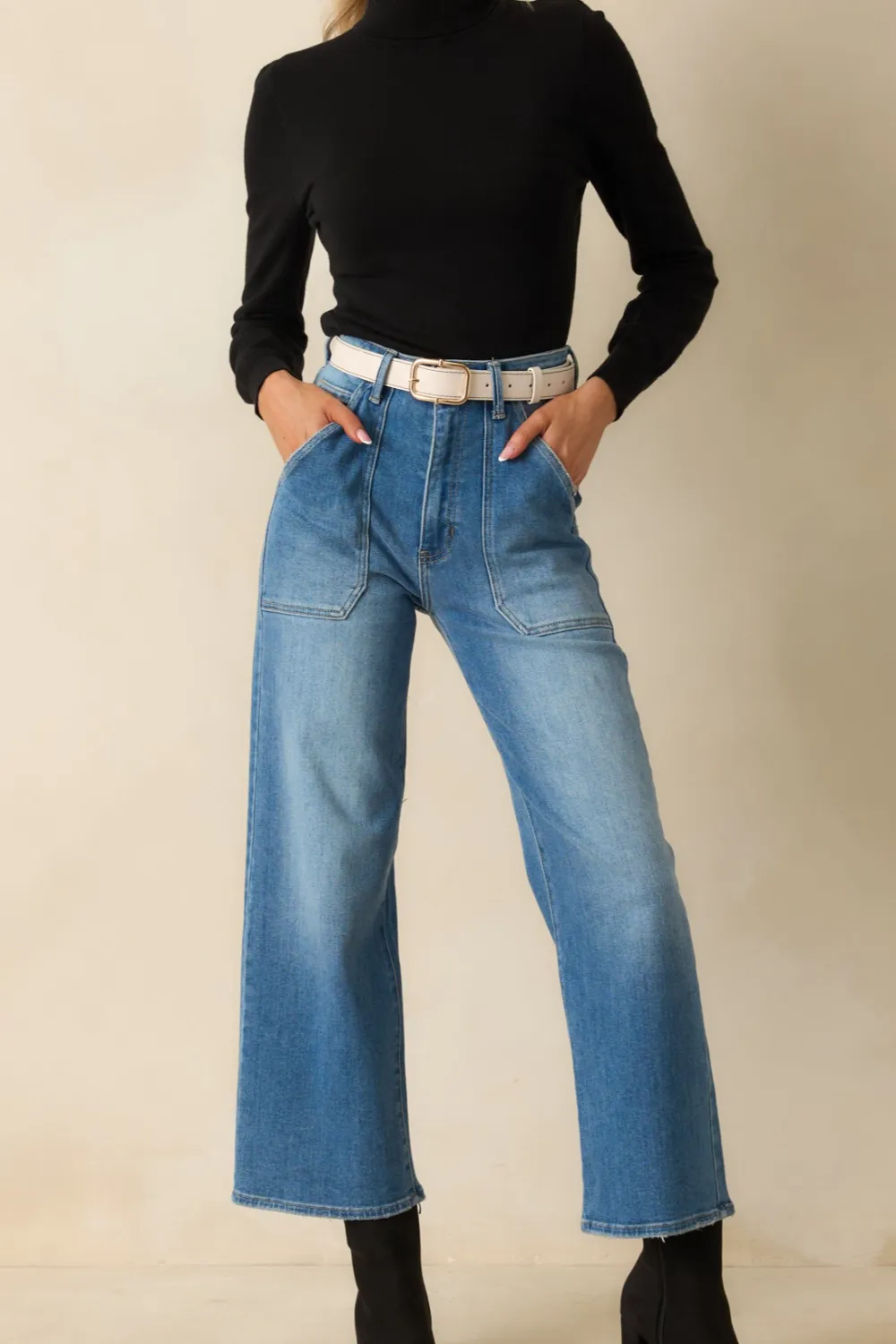 Amazing Medium Wash Wide Leg Jeans
