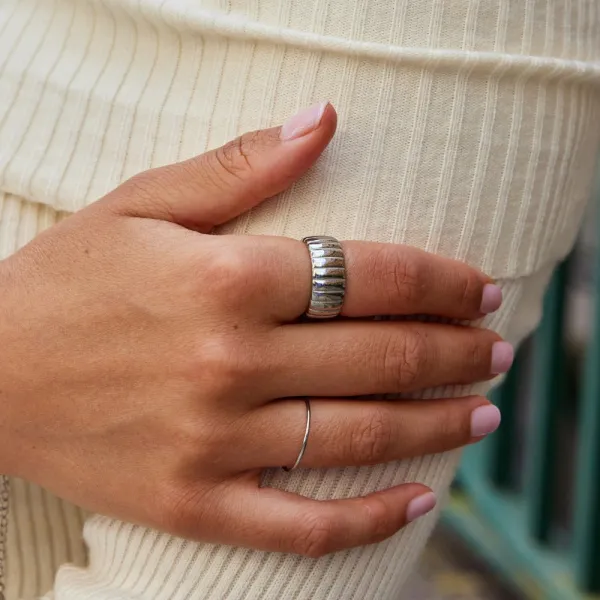 Refined Chunky Ring