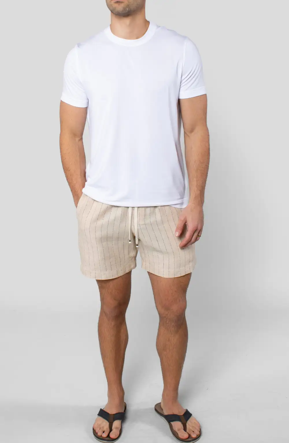 Men's Relaxed Linen Drawcord Shorts