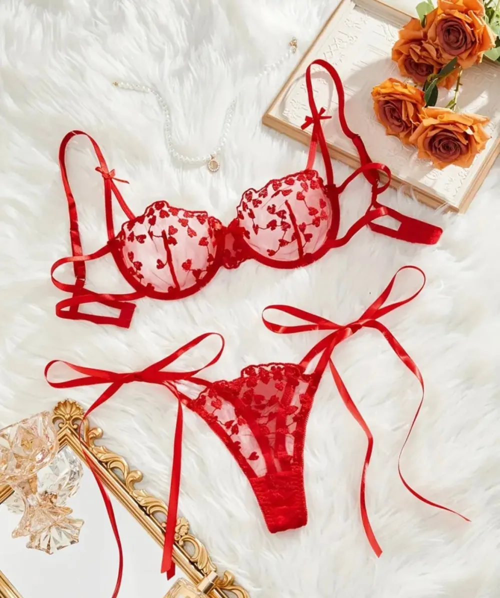 Heart Bow Detail Lingerie Set