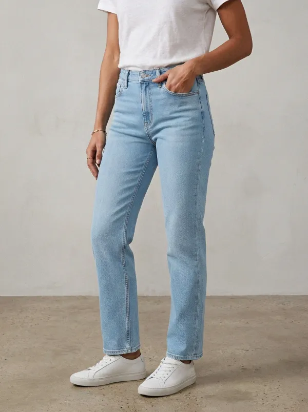 Vintage-Inspired High-Rise Women's Straight-Leg Jeans
