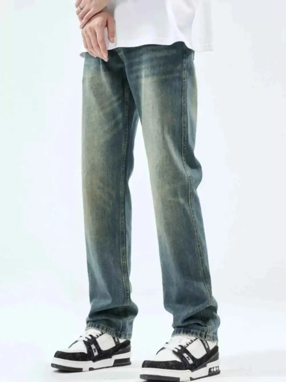 Everyday Washed Straight Leg Jeans