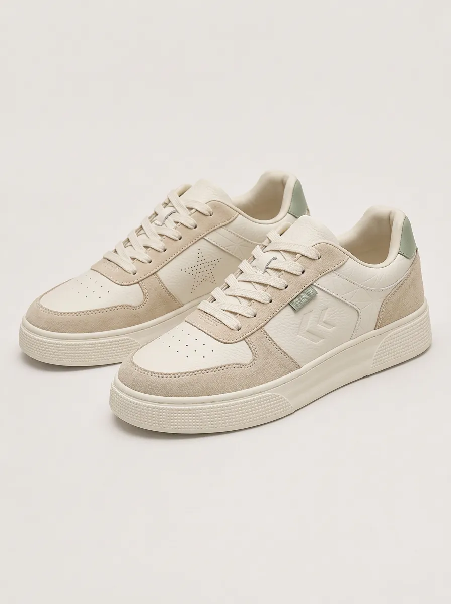 Men's Casual Star Pattern Embossed Skate Shoes