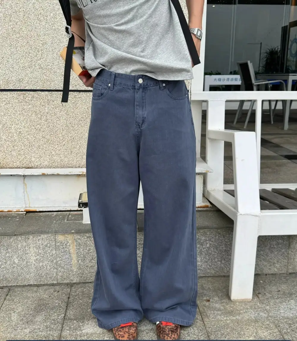 Faded Utility Loose Straight Leg Jeans