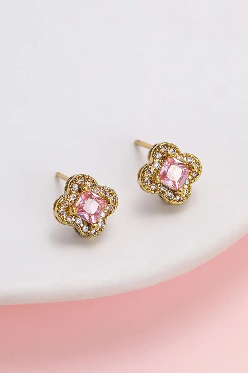 Clover Halo Stud arrings
