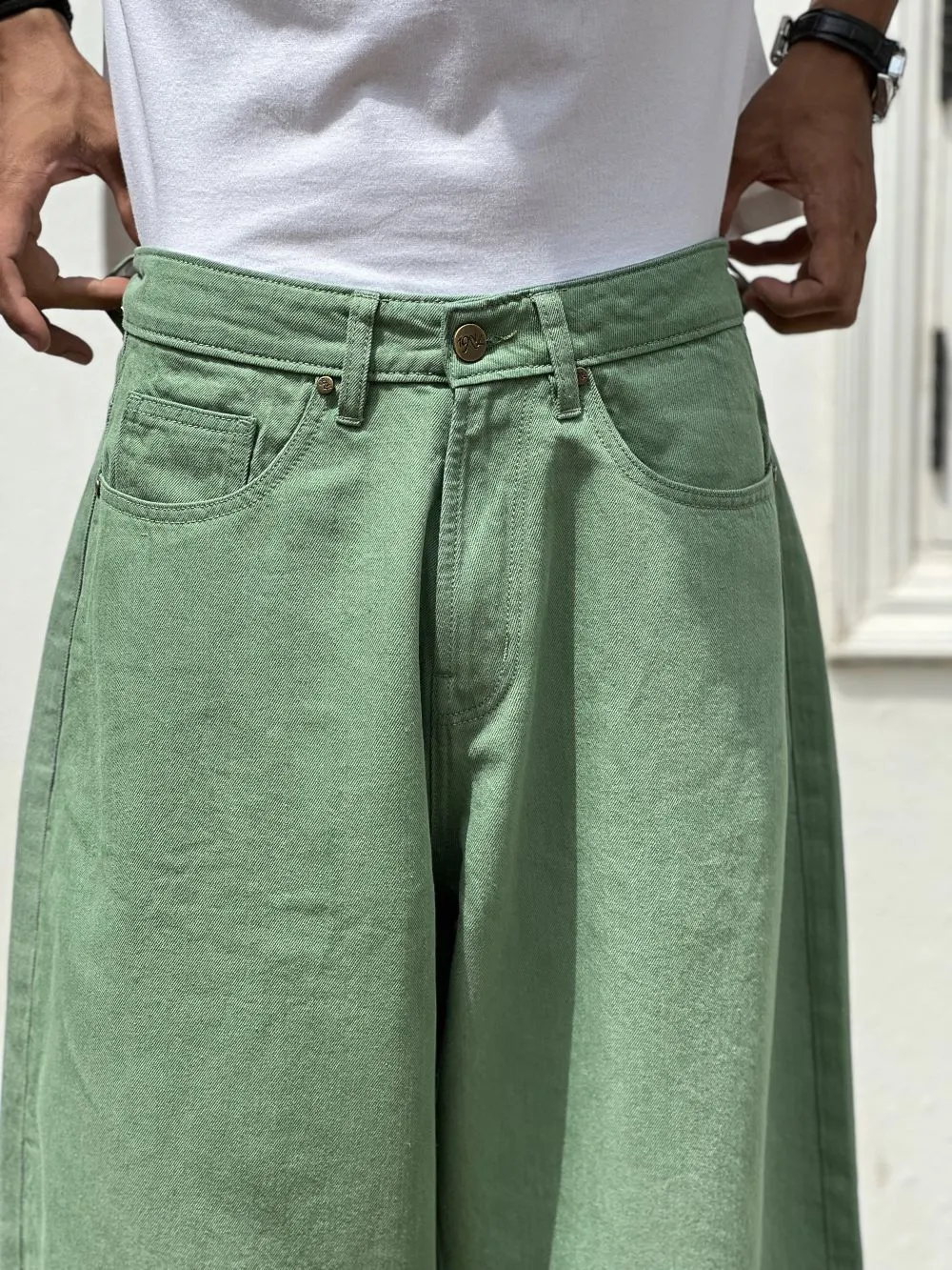 Relaxed-Fit Stretch-Denim Barrel Jeans
