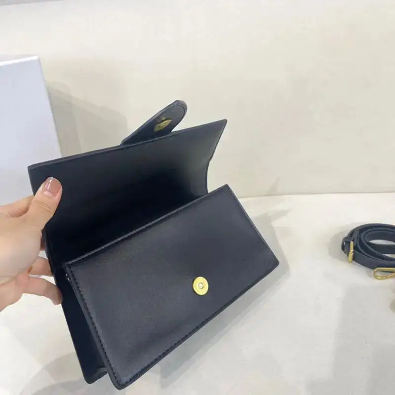 Versatile Designer: Various Handle Square Crossbody Bag