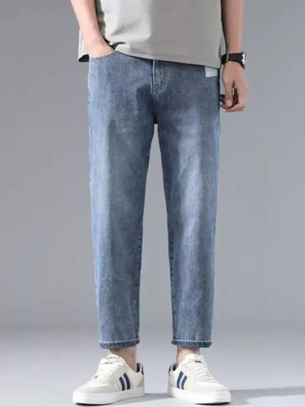 Relaxed Straight Leg Jeans