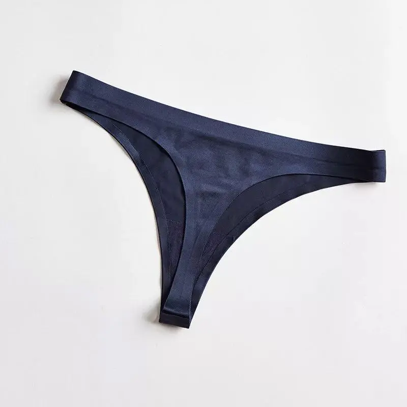 Modern Classic Seamless Thong
