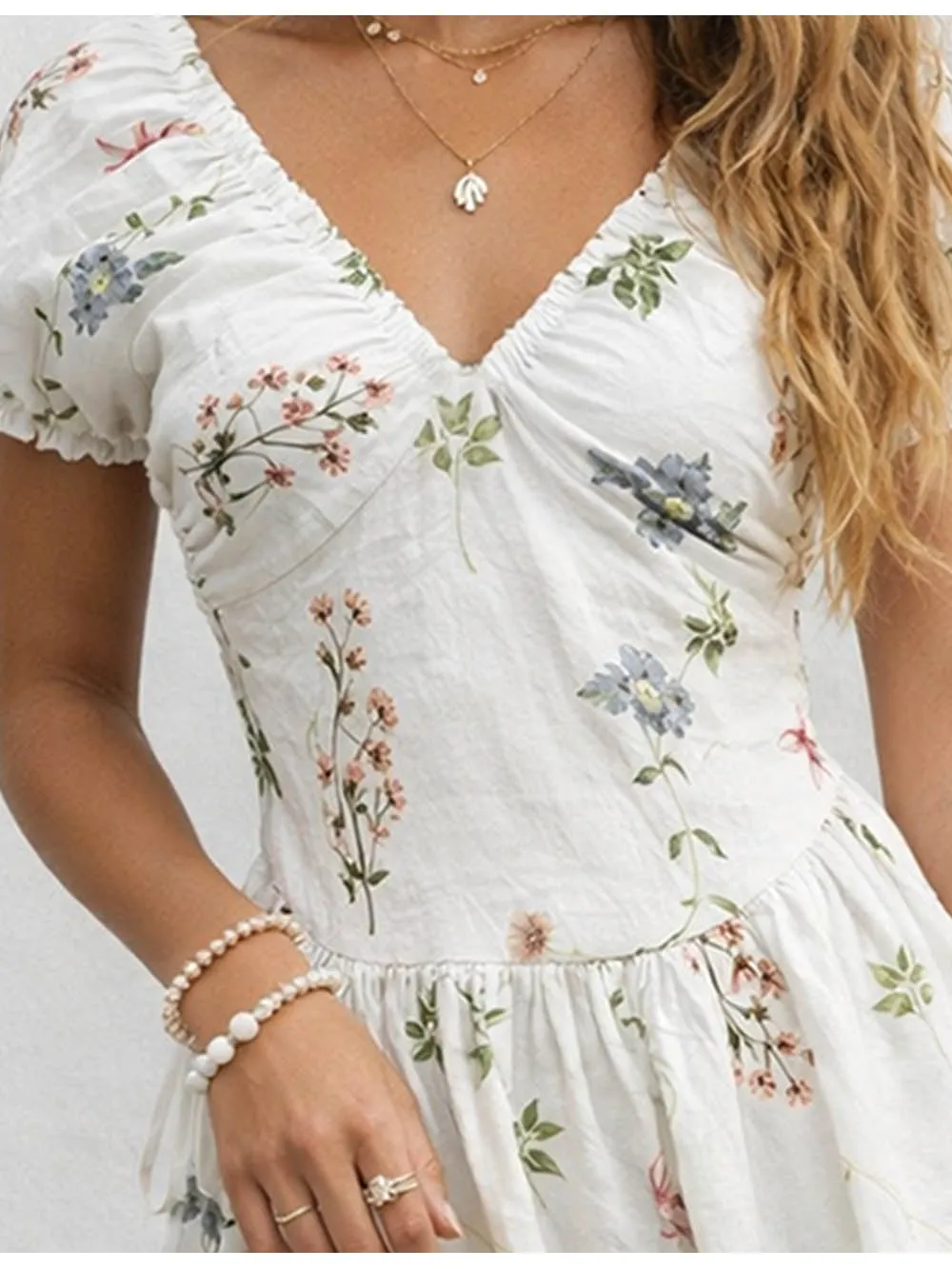 V Neck Short Sleeves Ruched Mini Dress