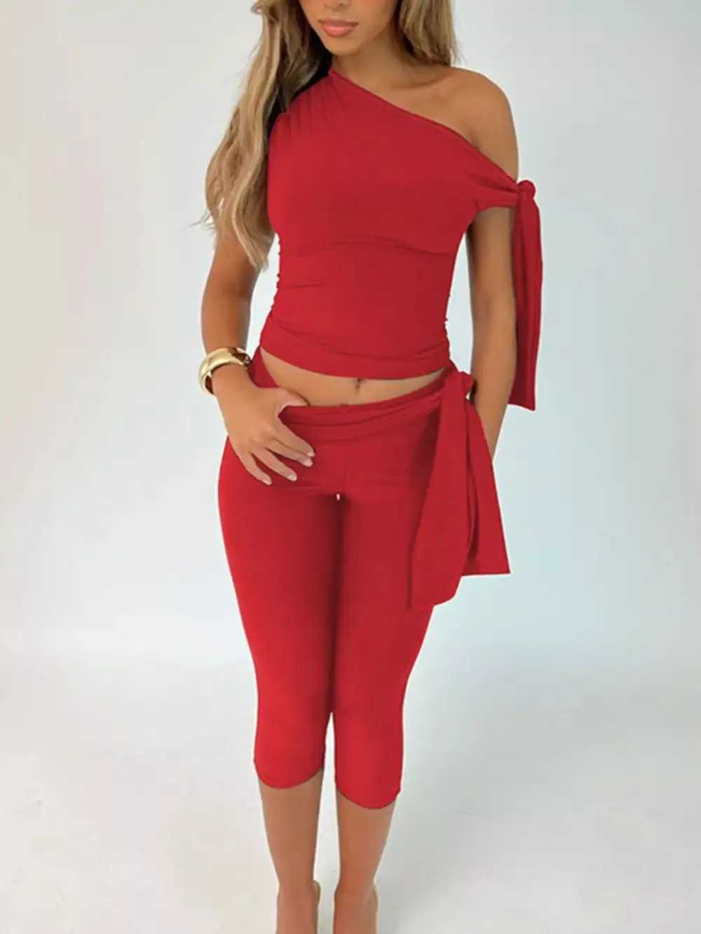 Asymmetrical One-shoulder Top and Capris Set