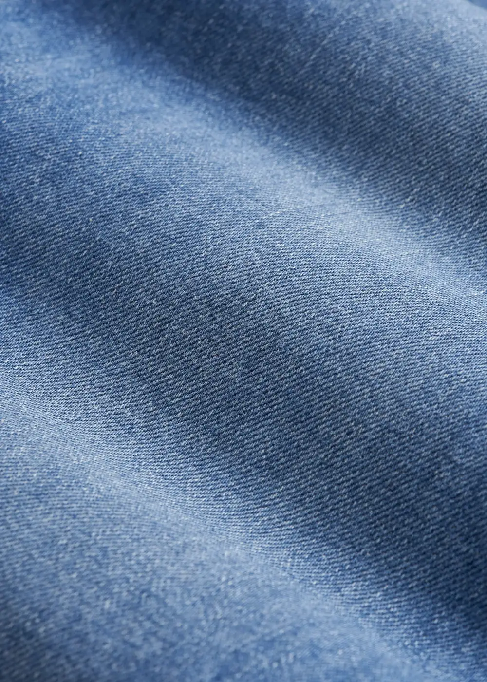 Men's Relaxed Tapered Jeans