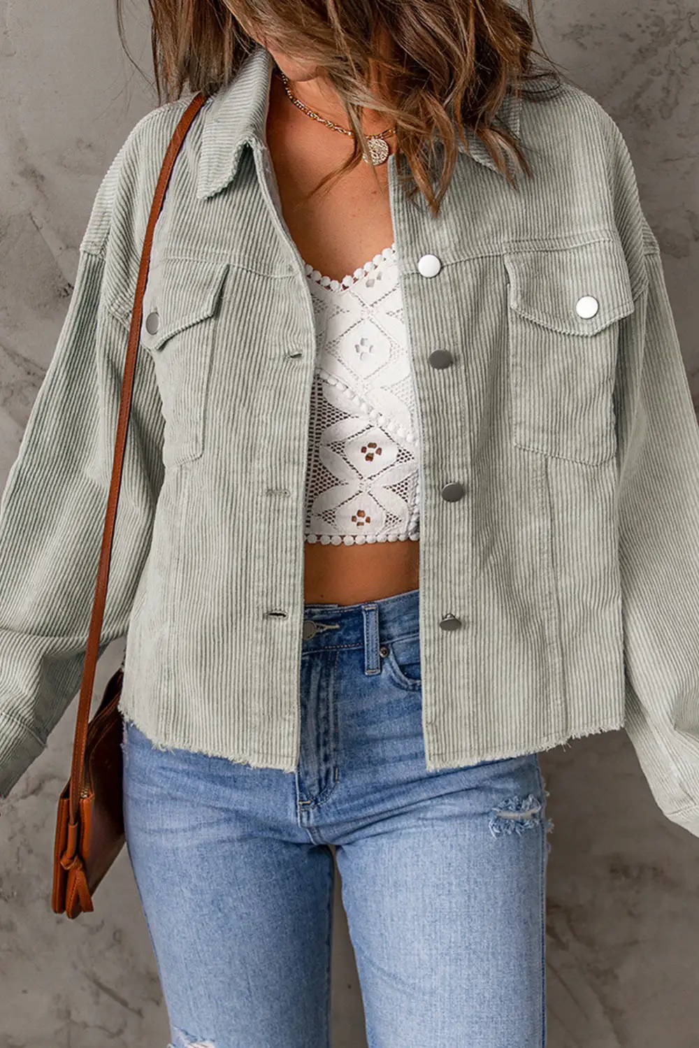Women's Raw Hem Flap Pockets Cropped Corduroy Jacket