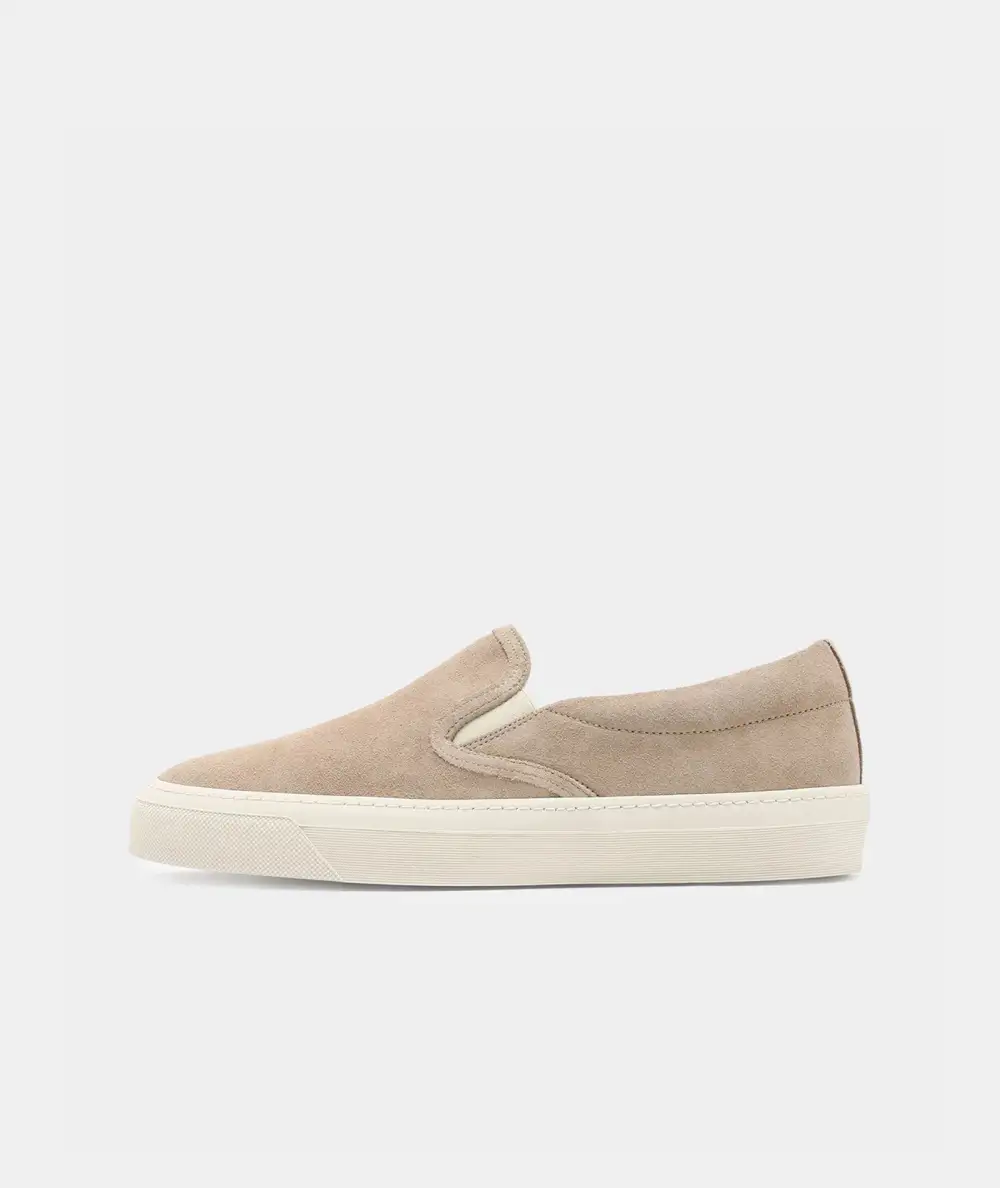 Everyday Clean-Line Casual Suede Sneakers