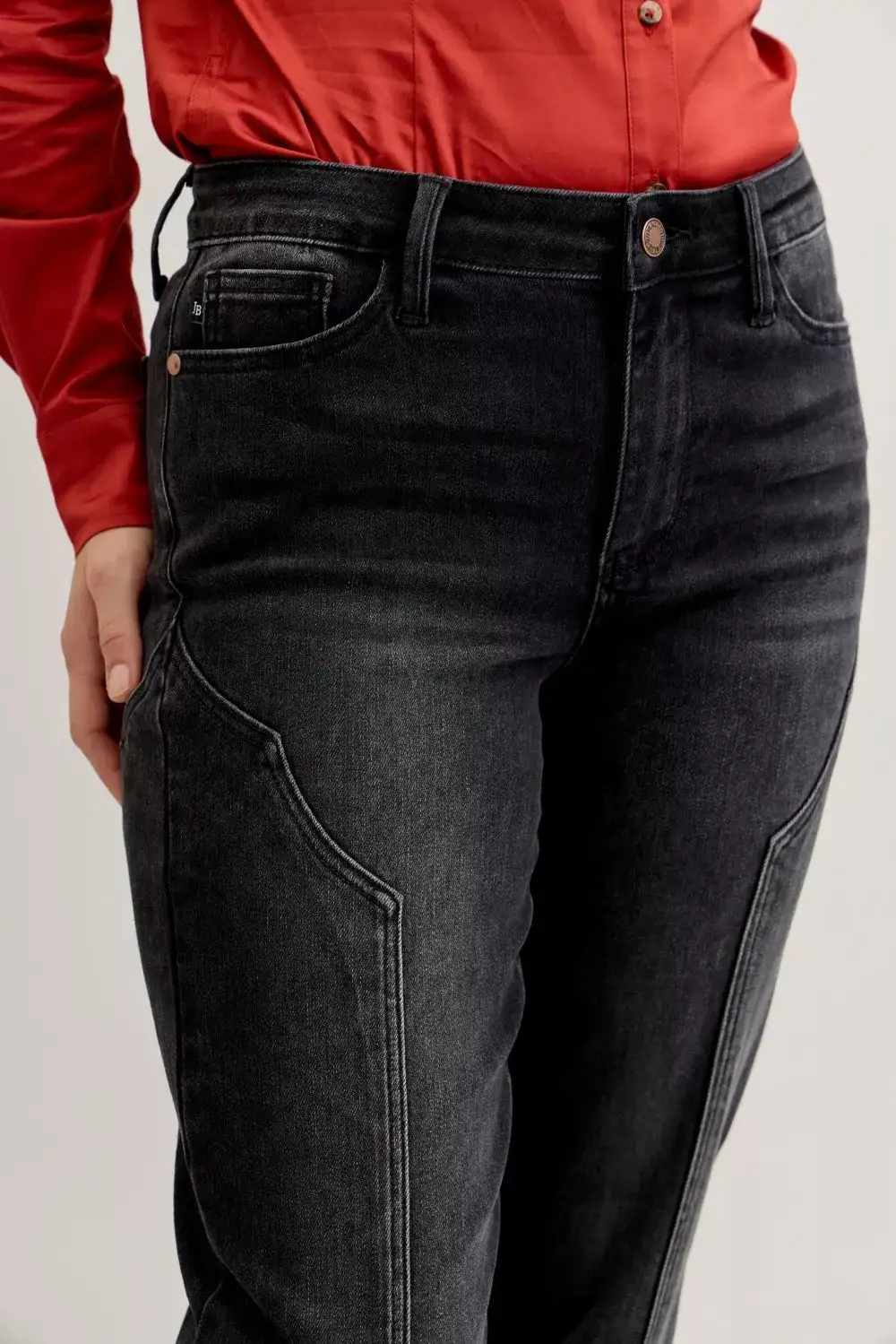Mid Rise Straight Leg Seam Denim Jeans