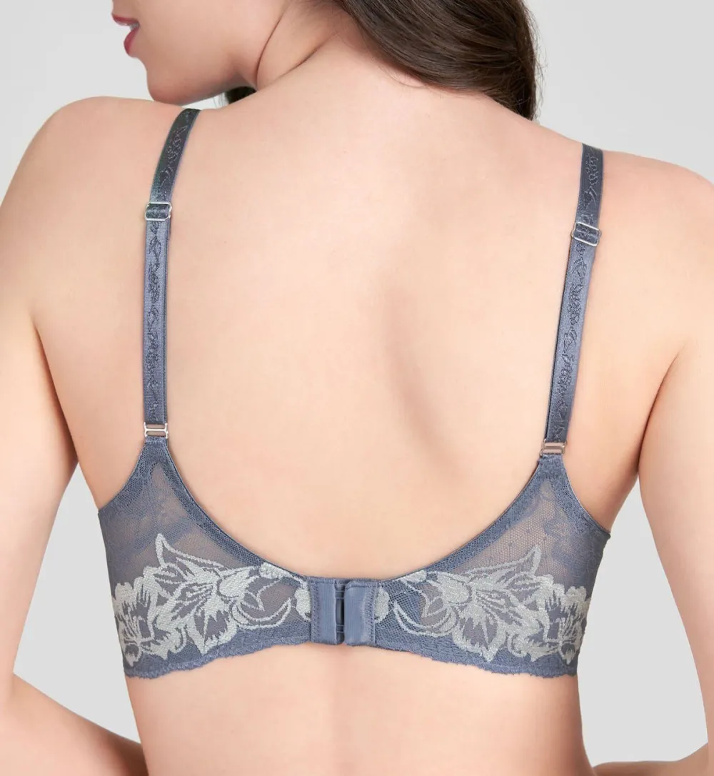 Women's Refined Deep-V Push-Up Lace Spacer Bra