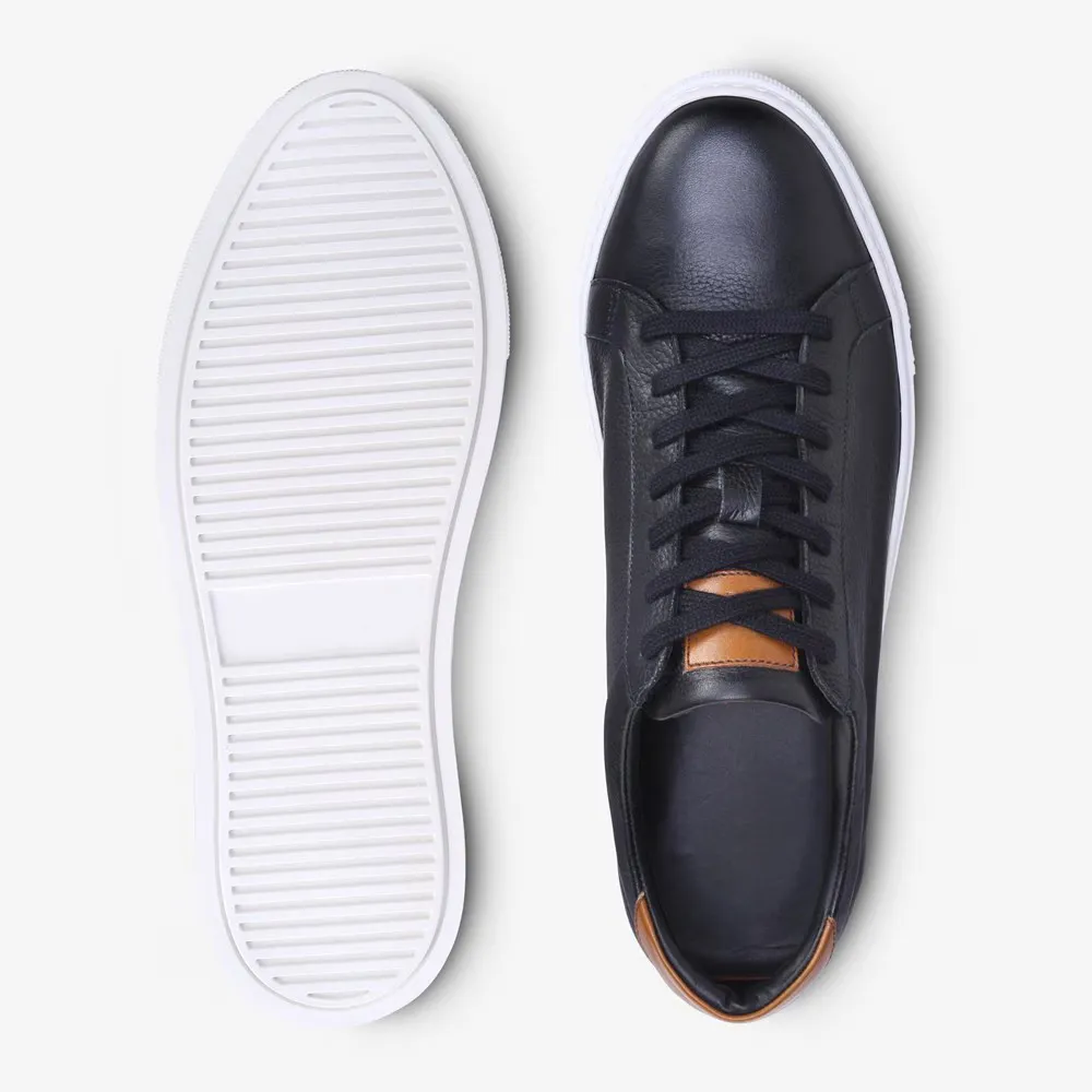 Casual Style Lace-up Sneaker