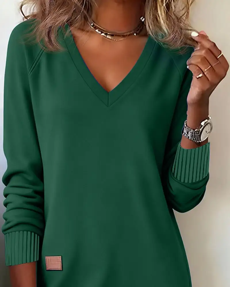 【🔥10k+ Sold】V-Neck Stylish Sweatshirt