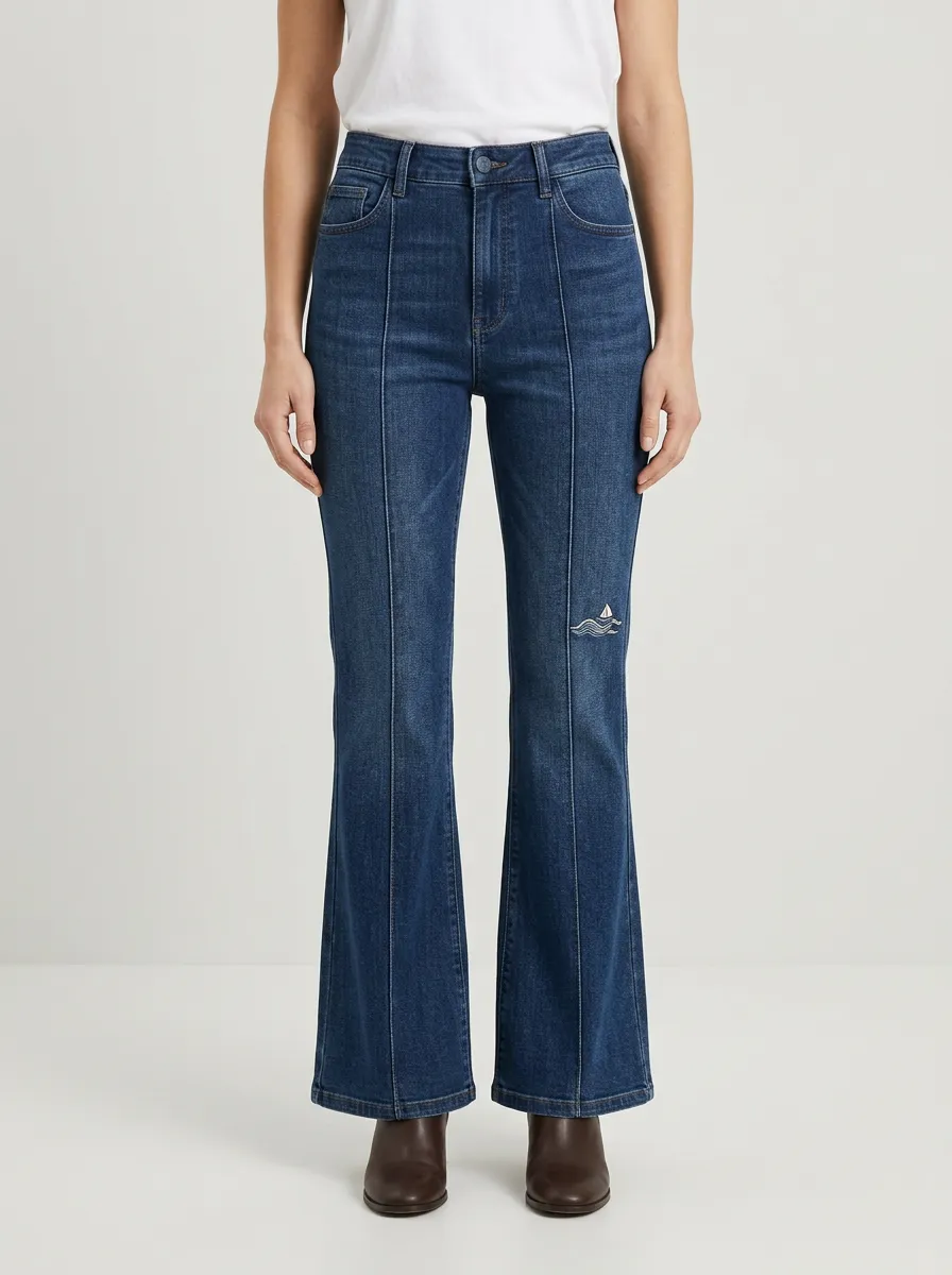 Women's Sailboat Thigh Embroidered Front-Seam High-Rise Flare Jeans