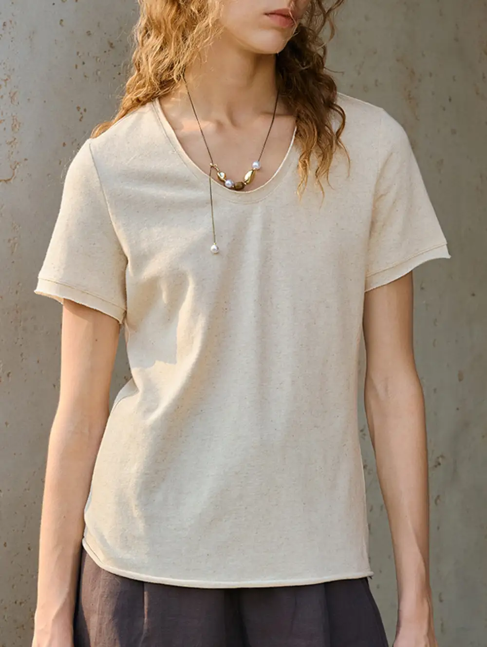 Linen Blend V Neck Knit Tee
