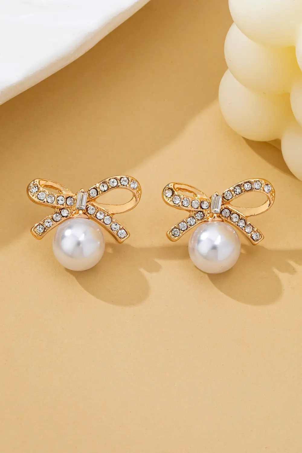 Pearl And Crystal Bow Stud
