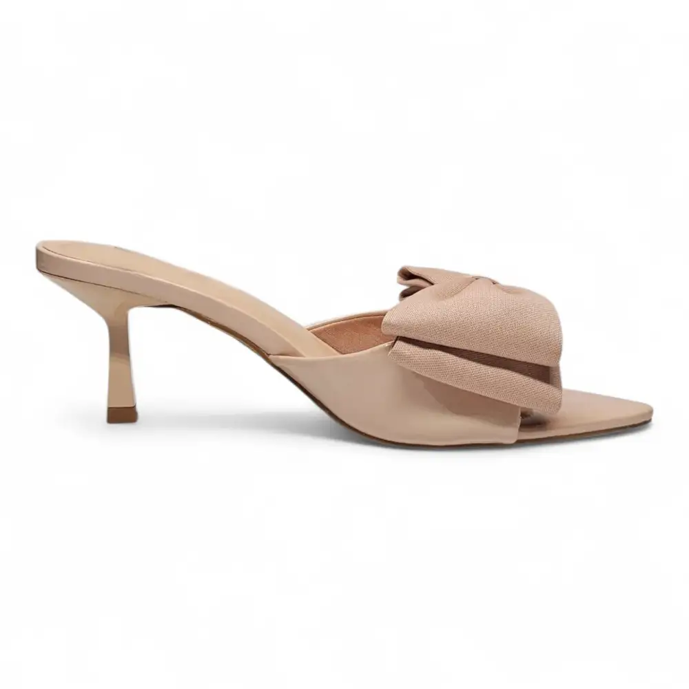 Bermuda Bow Kitten Heel