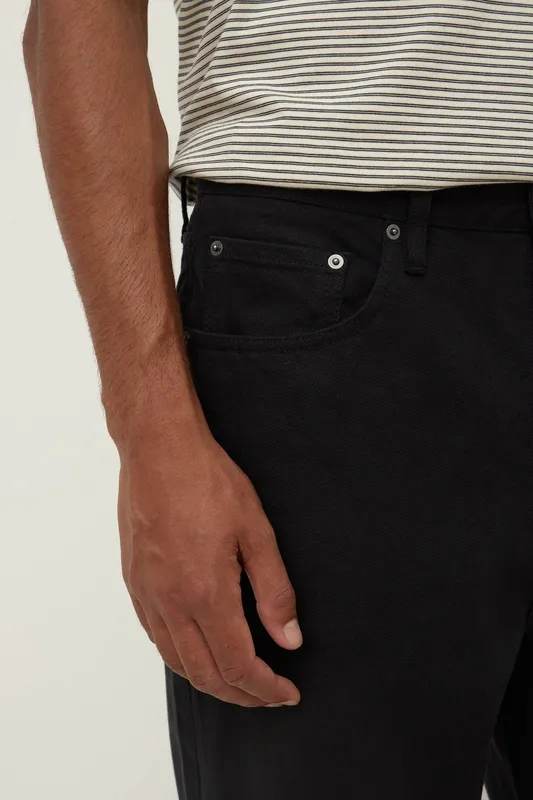 Black Relaxed Fit Jeans