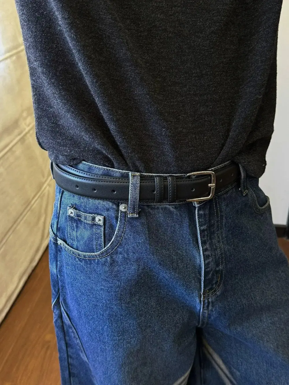 Minimalist Metal Buckle Belt