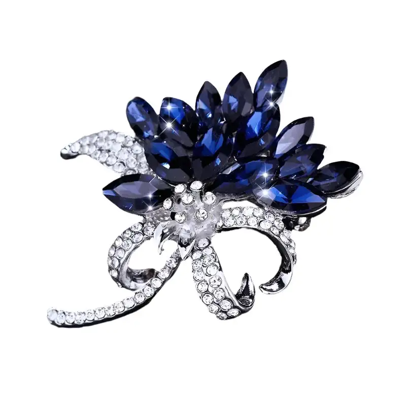 Refined Profile Decorative Brooch